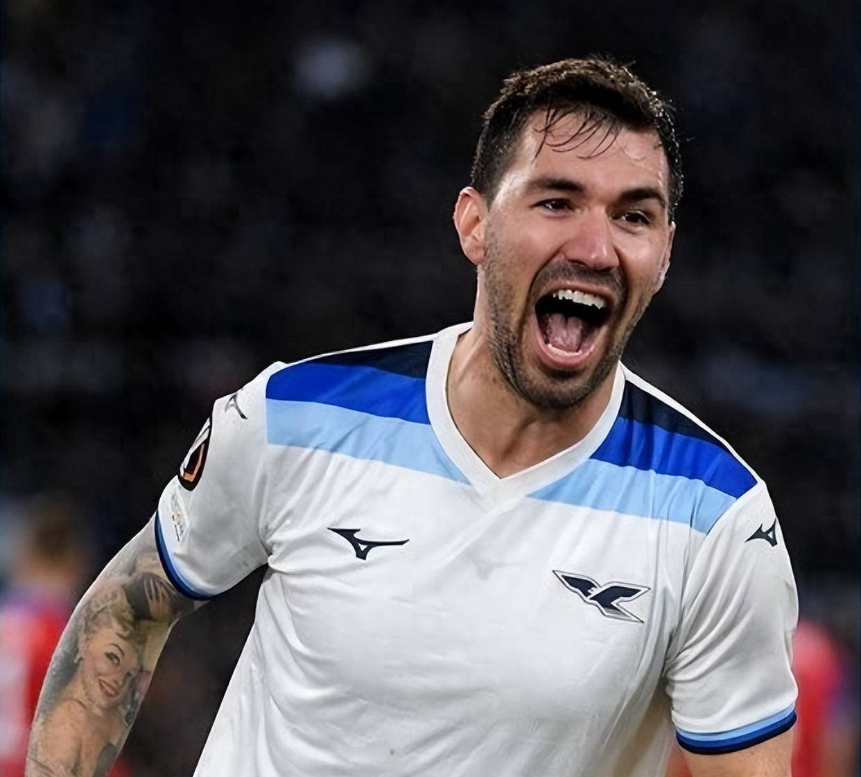 包含国际比赛日拉齐奥备战全明星赛，遗憾出局细节曝光，目标明确，心理建设被强调的词条